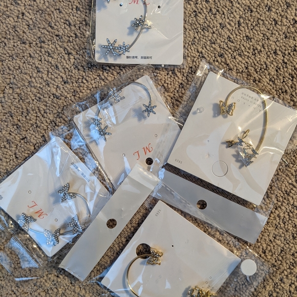 Bundle of ear cuffs - Picture 2 of 2